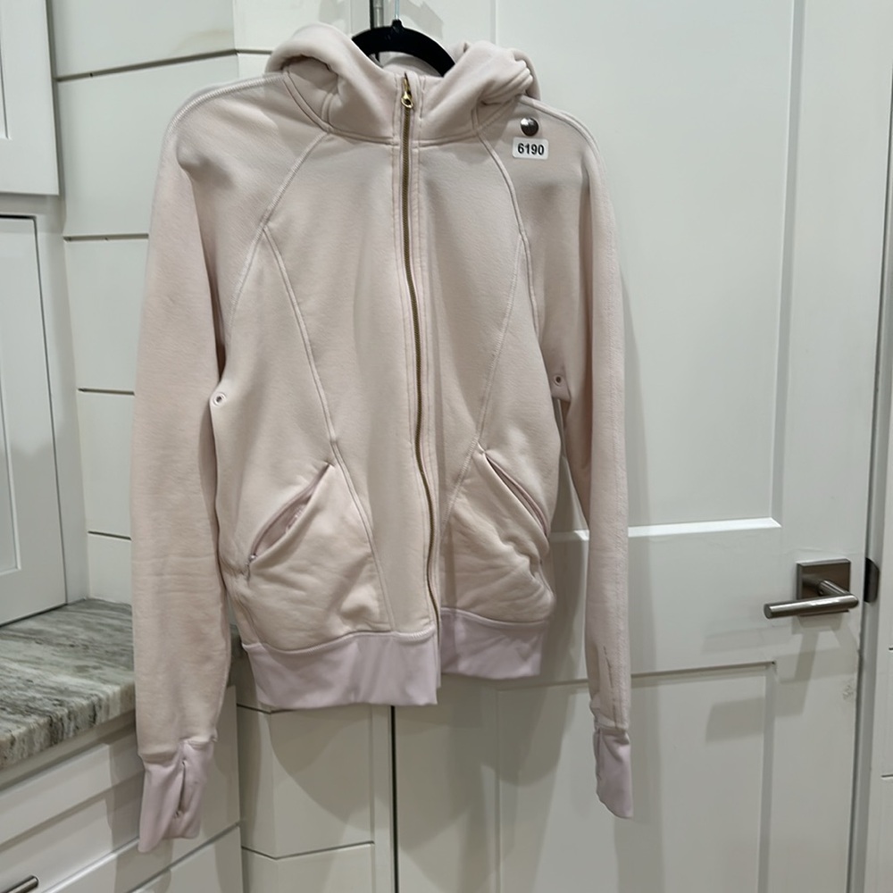 (6190) LULULEMON Warm Core Hoodie in Neutral Blush *RARE * GOLD LOGO *FLAW - Picture 6 of 9